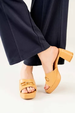 Beige Block Heels-440692918