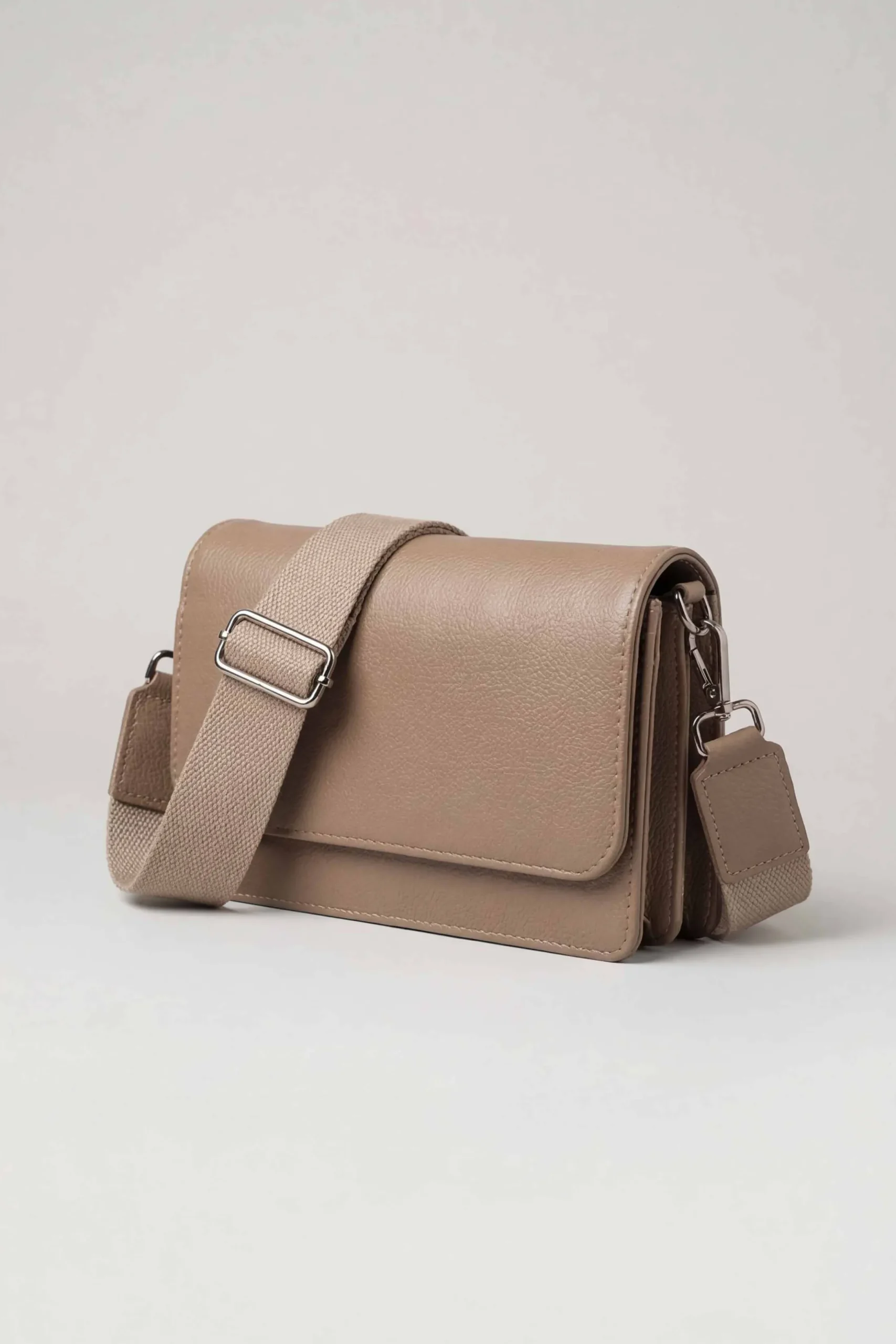 Beige Shoulder Bag-445582118