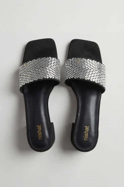 Black Chappal-445262903