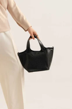 Black Clutch-441132103
