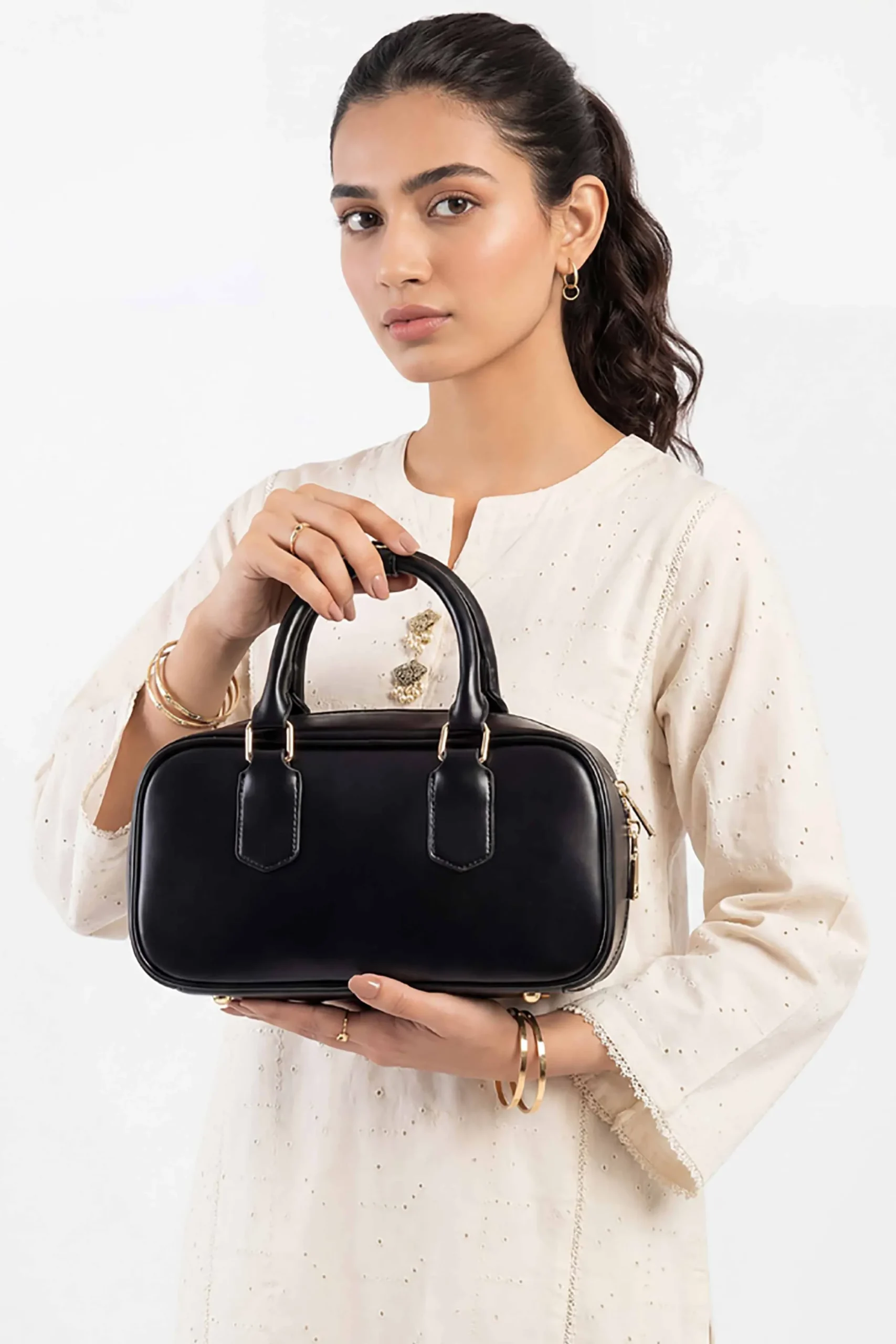 Black Hand Bag-449022103