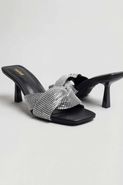 Black Heels-445172903