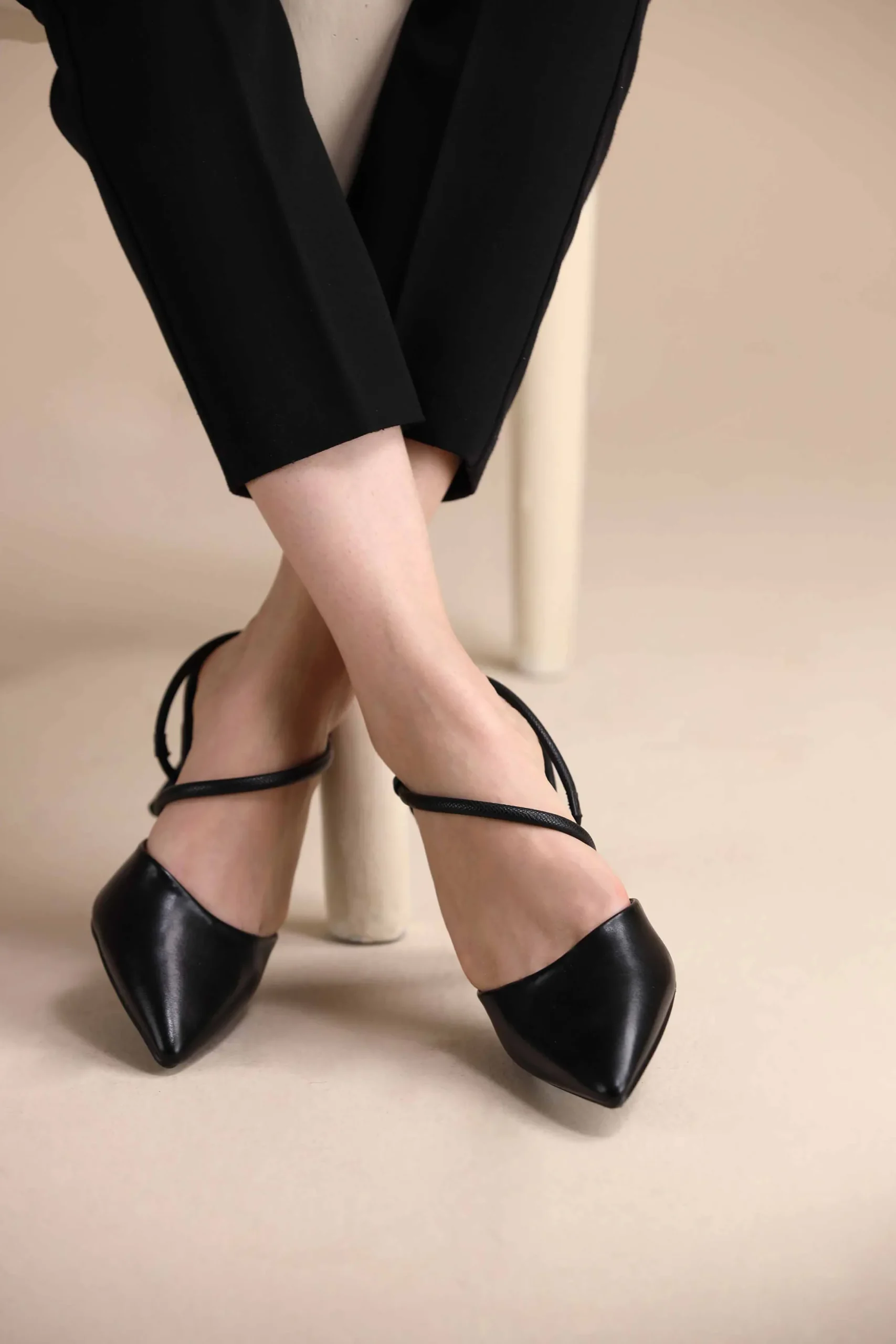 Black Pumps Heels-442992903