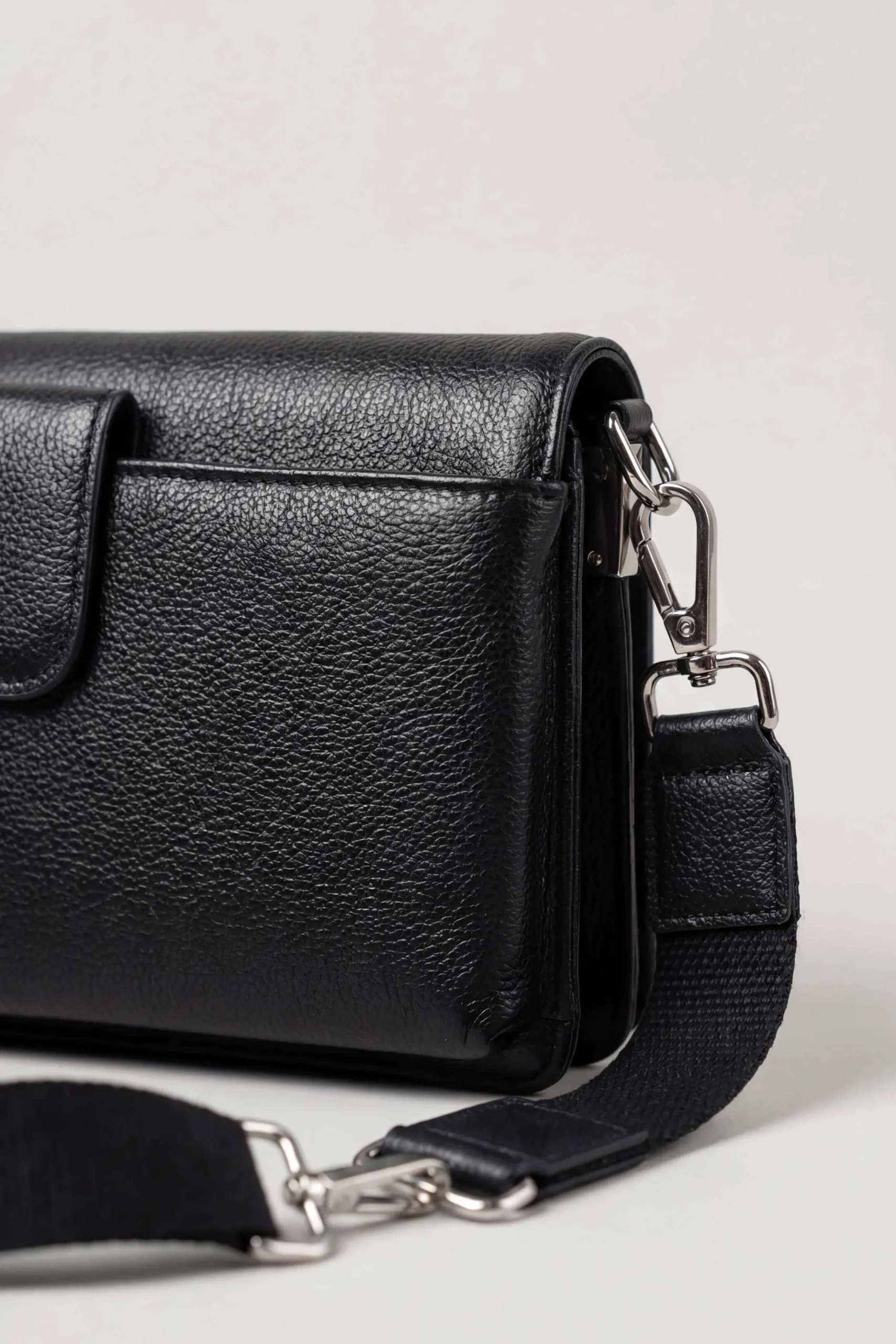 Black Shoulder Bag-445582103