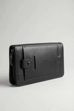 Black Wallet-446682103