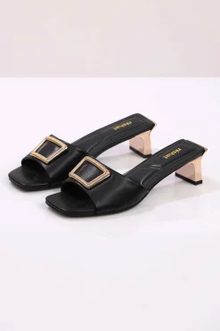 Black Wedge-443132903