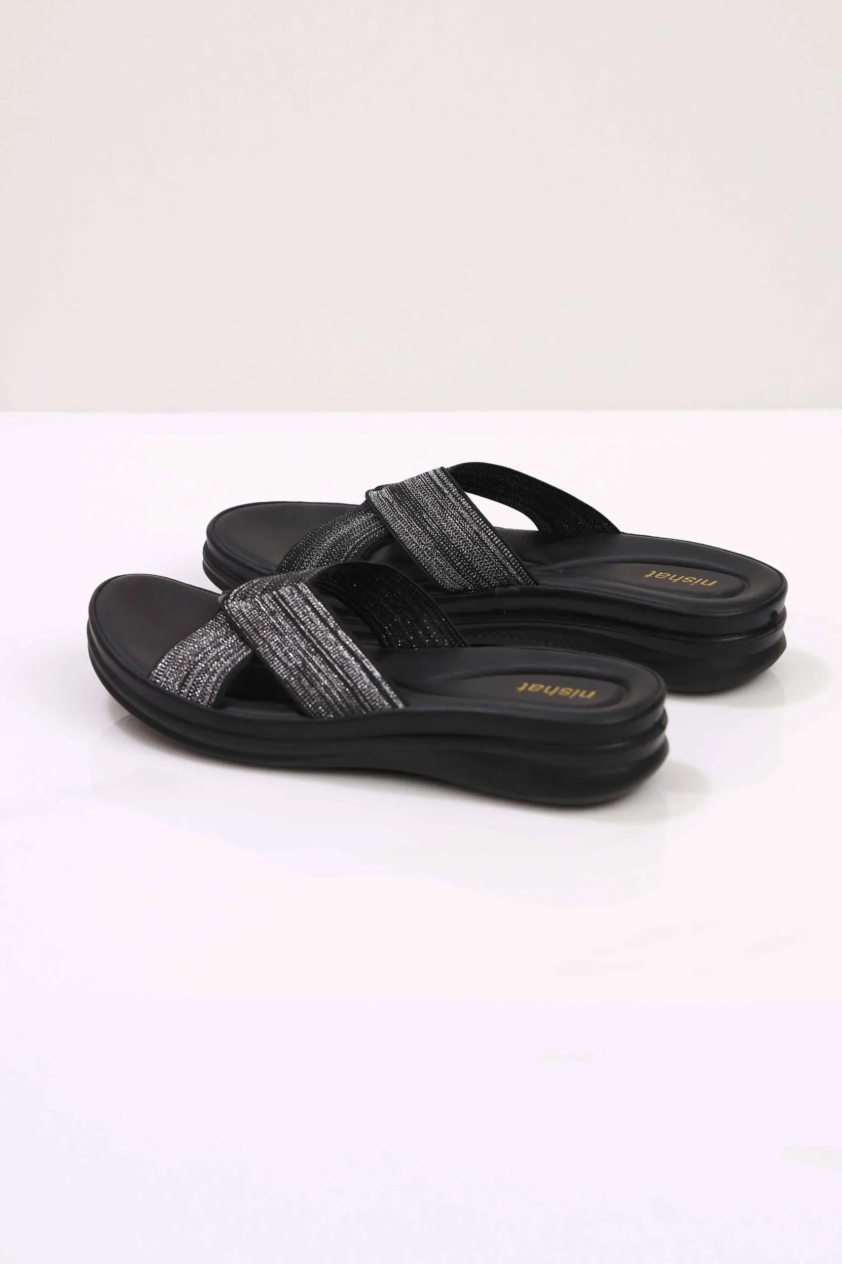 Black Wedge-442942903