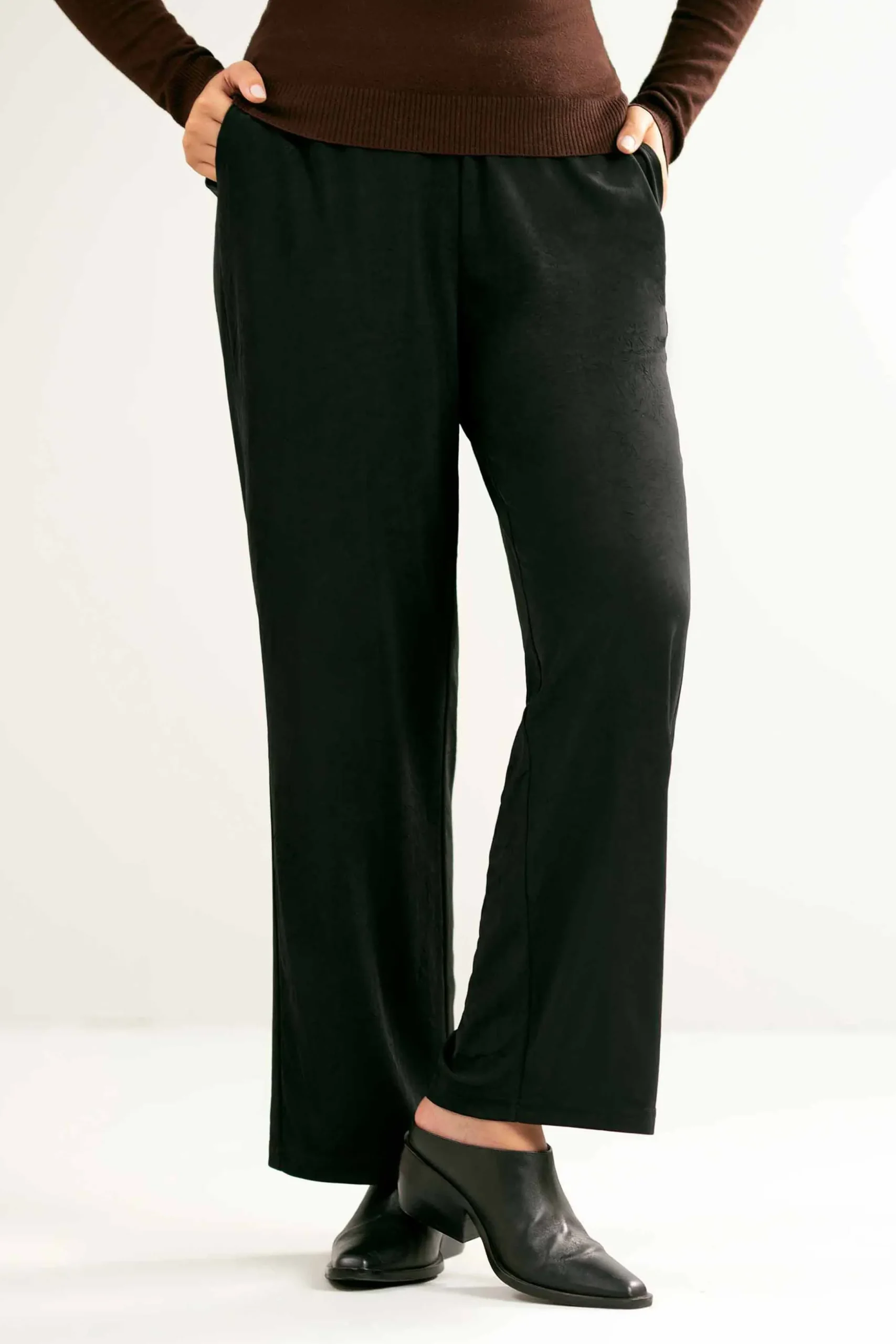 Black Women Pant-440470103