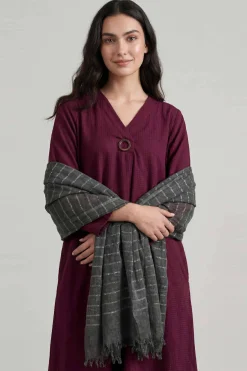 Black Women Scarf-447752103