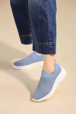 Blue Canvas-443172908