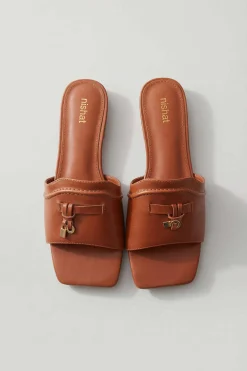 Brown Chappal-445182913