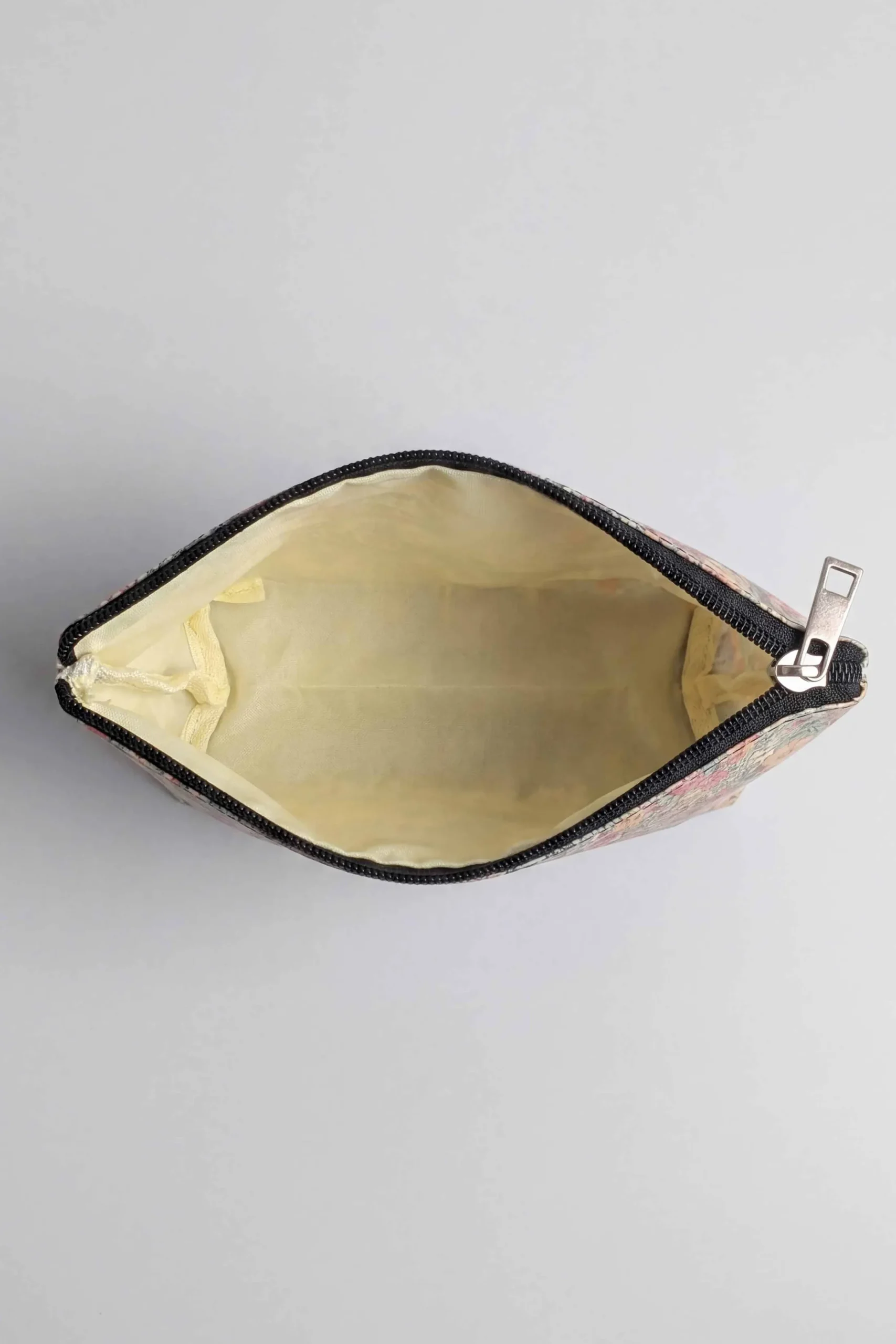 Coffee Vanity Bag-448372117