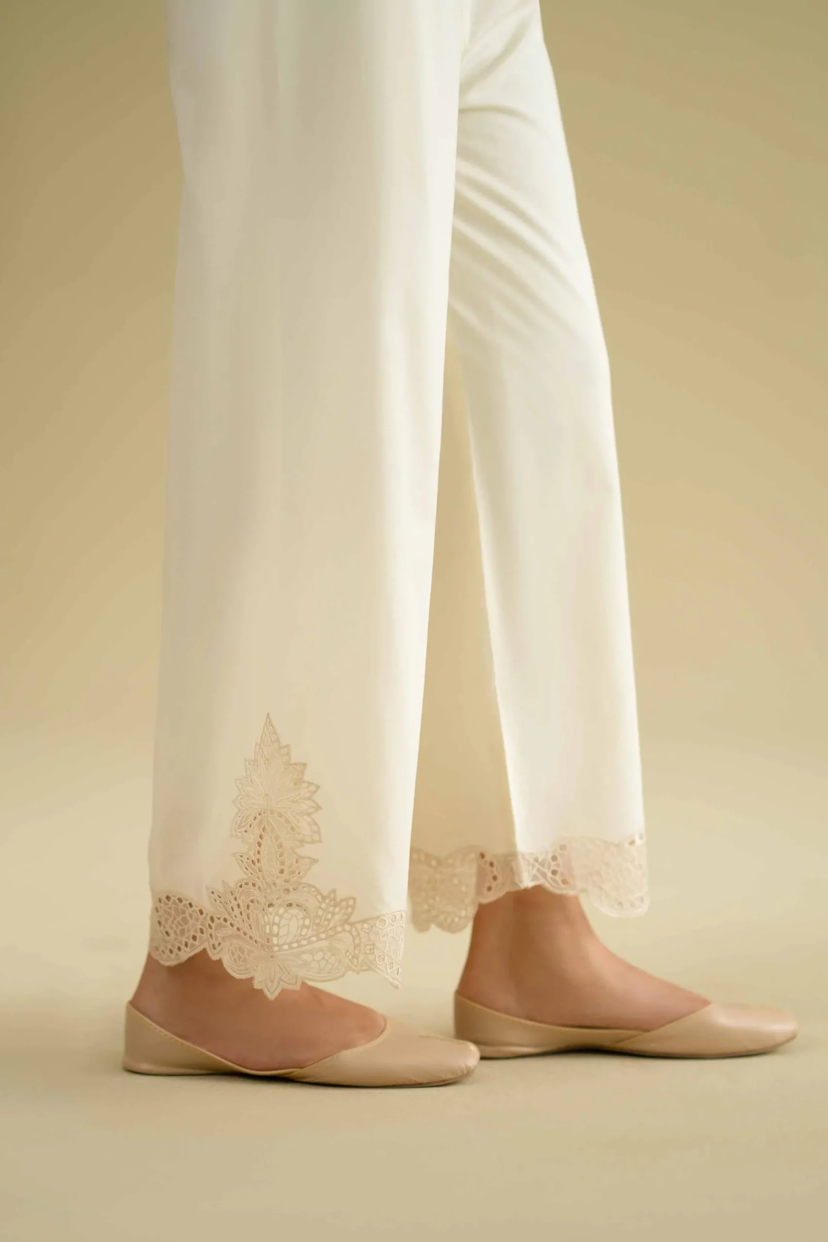 Embroidered Pants - KFE26-129
