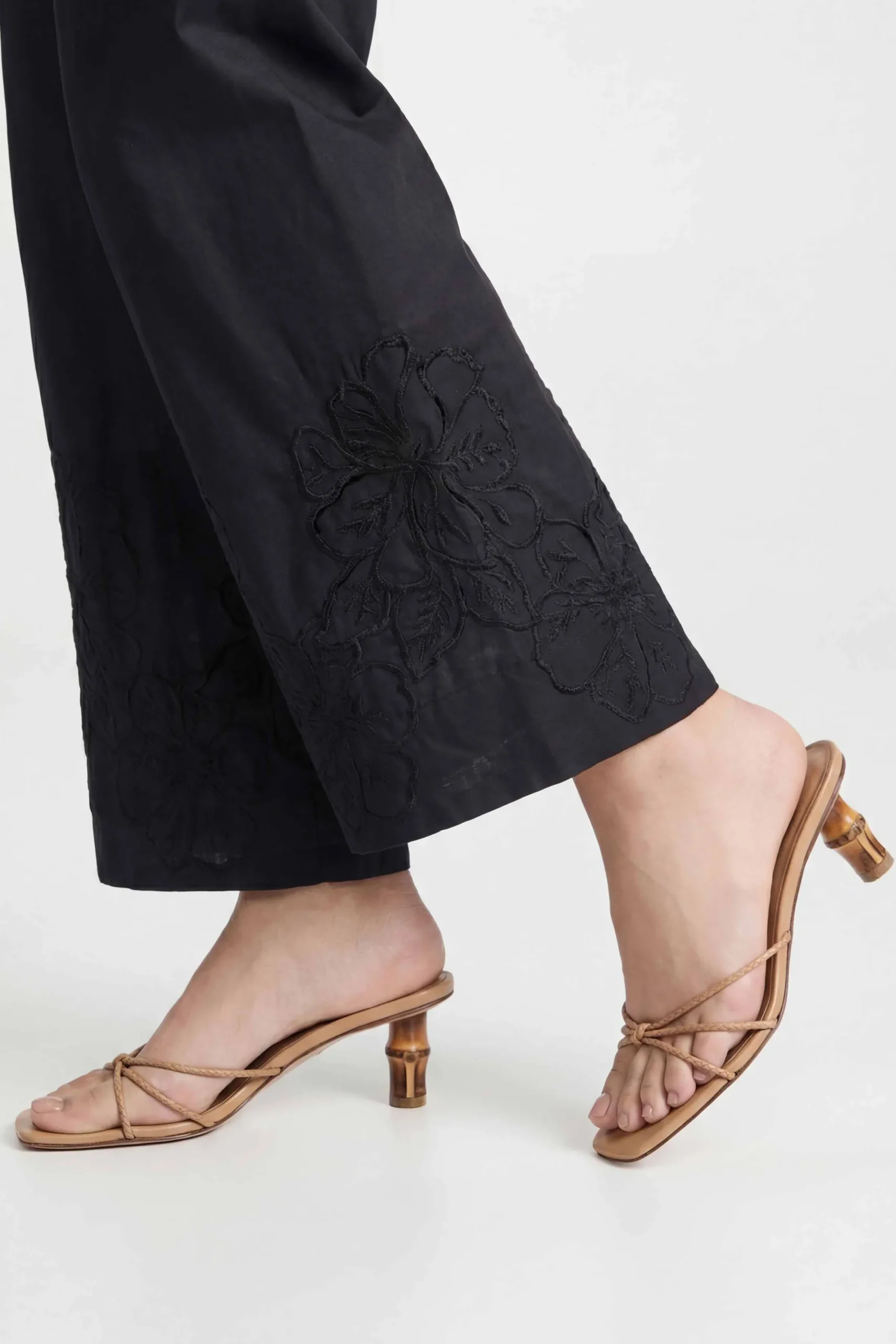 Embroidered Trousers - PS26-190
