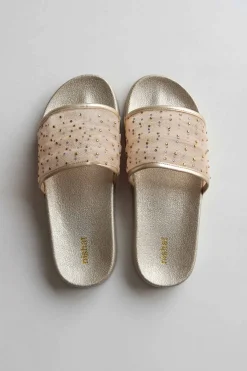 Gold Chappal-445412919