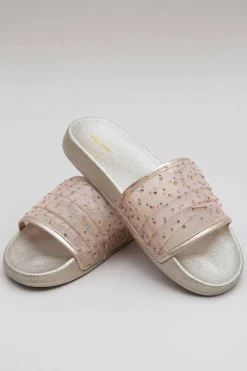 Gold Chappal-445412919