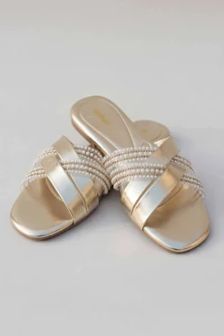 Gold Chappal-445292919
