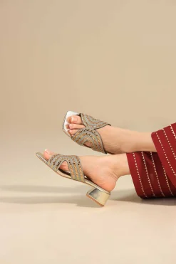 Gold Chappal-445282919