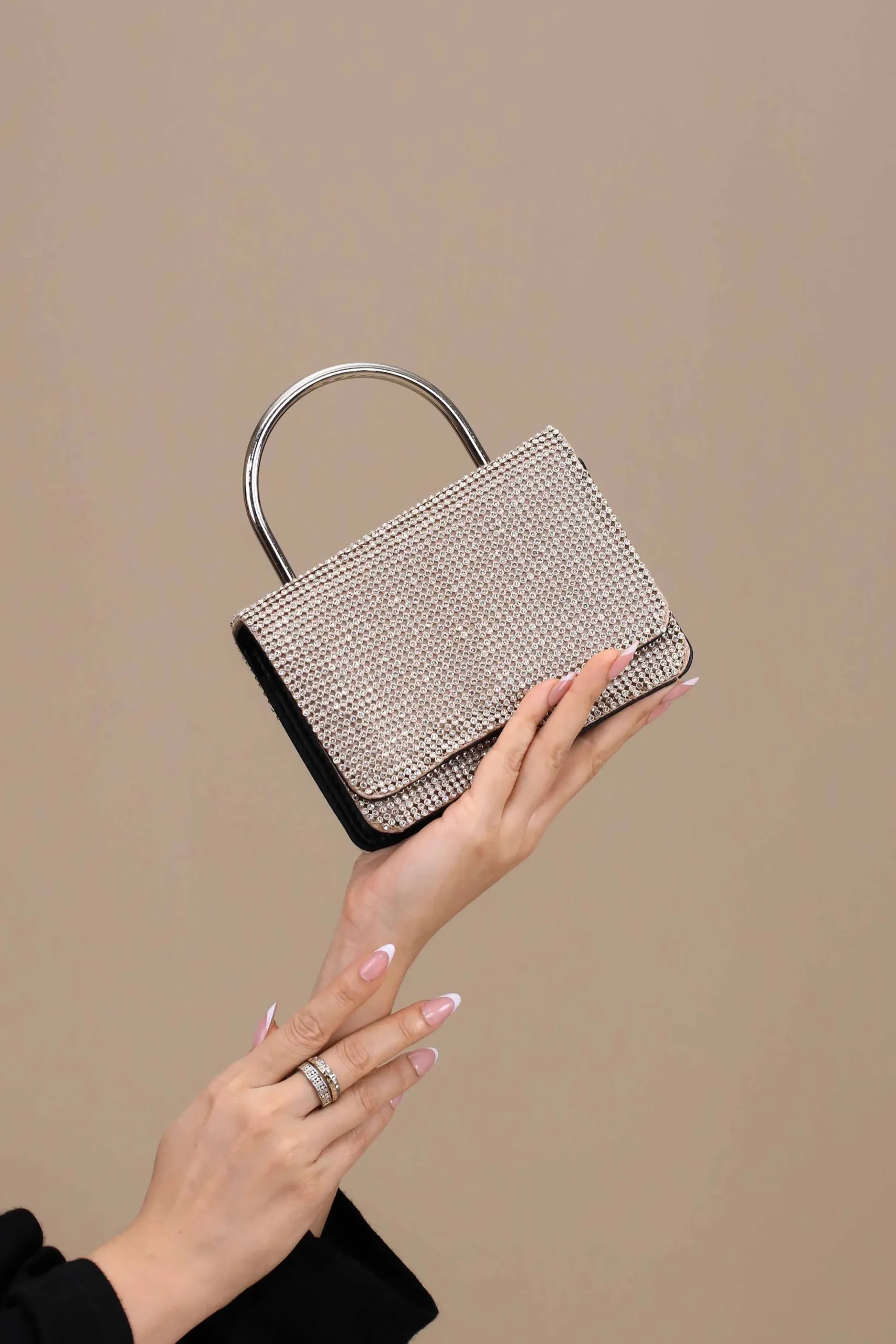 Gold Clutch-445742119