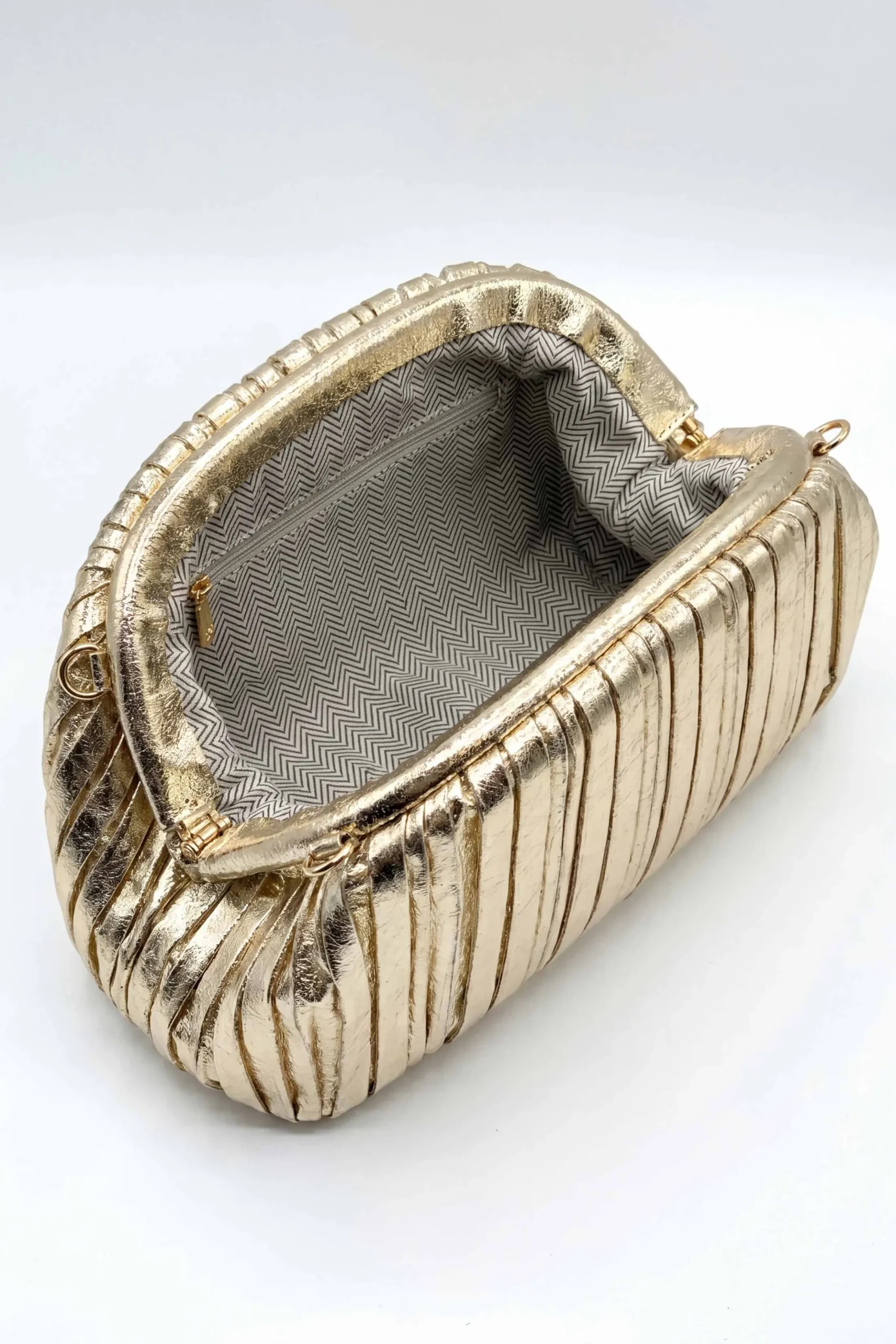 Gold Clutch-448932119