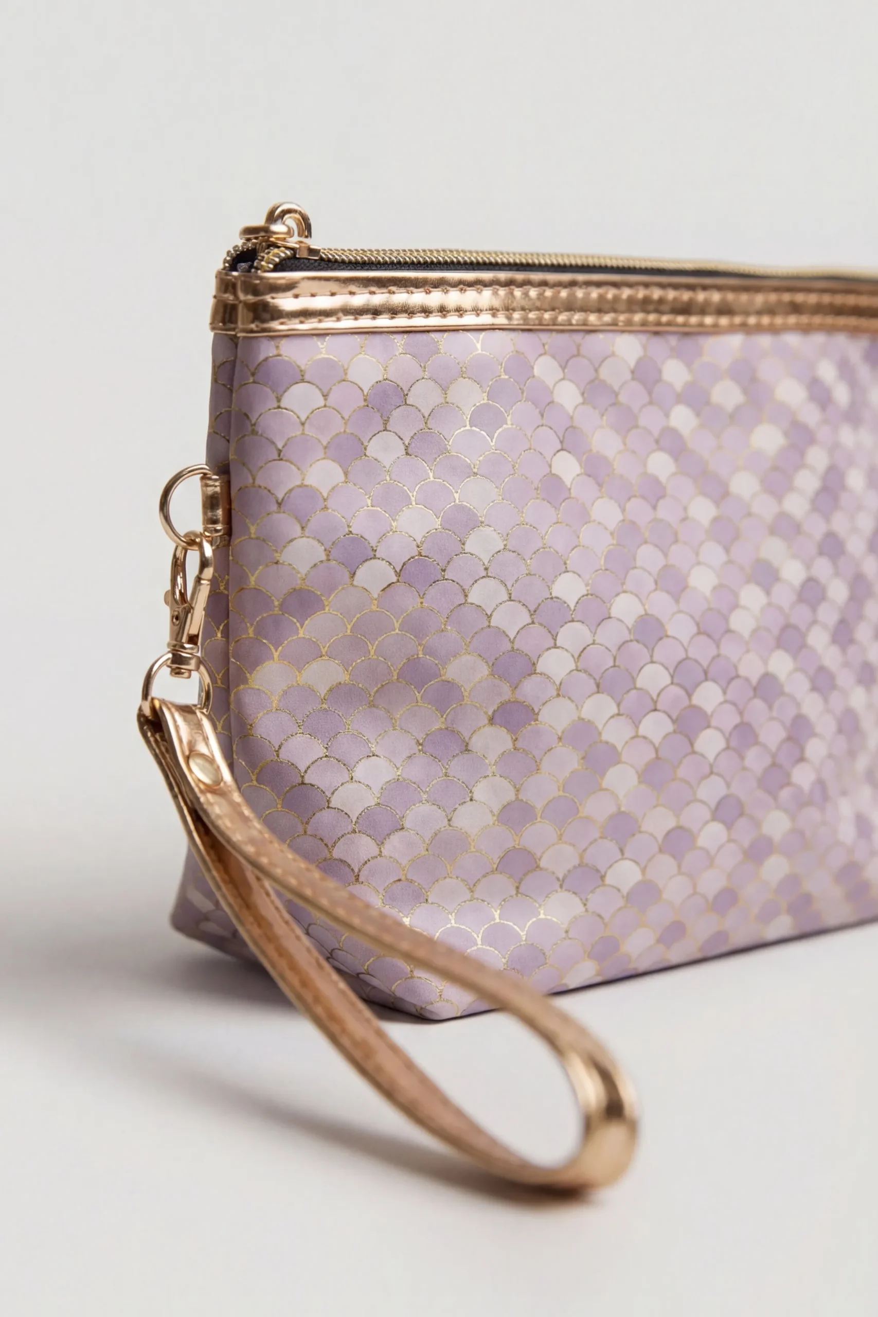Gold Vanity Bag-446492119