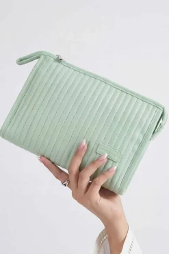 Green Vanity Bag-448312104