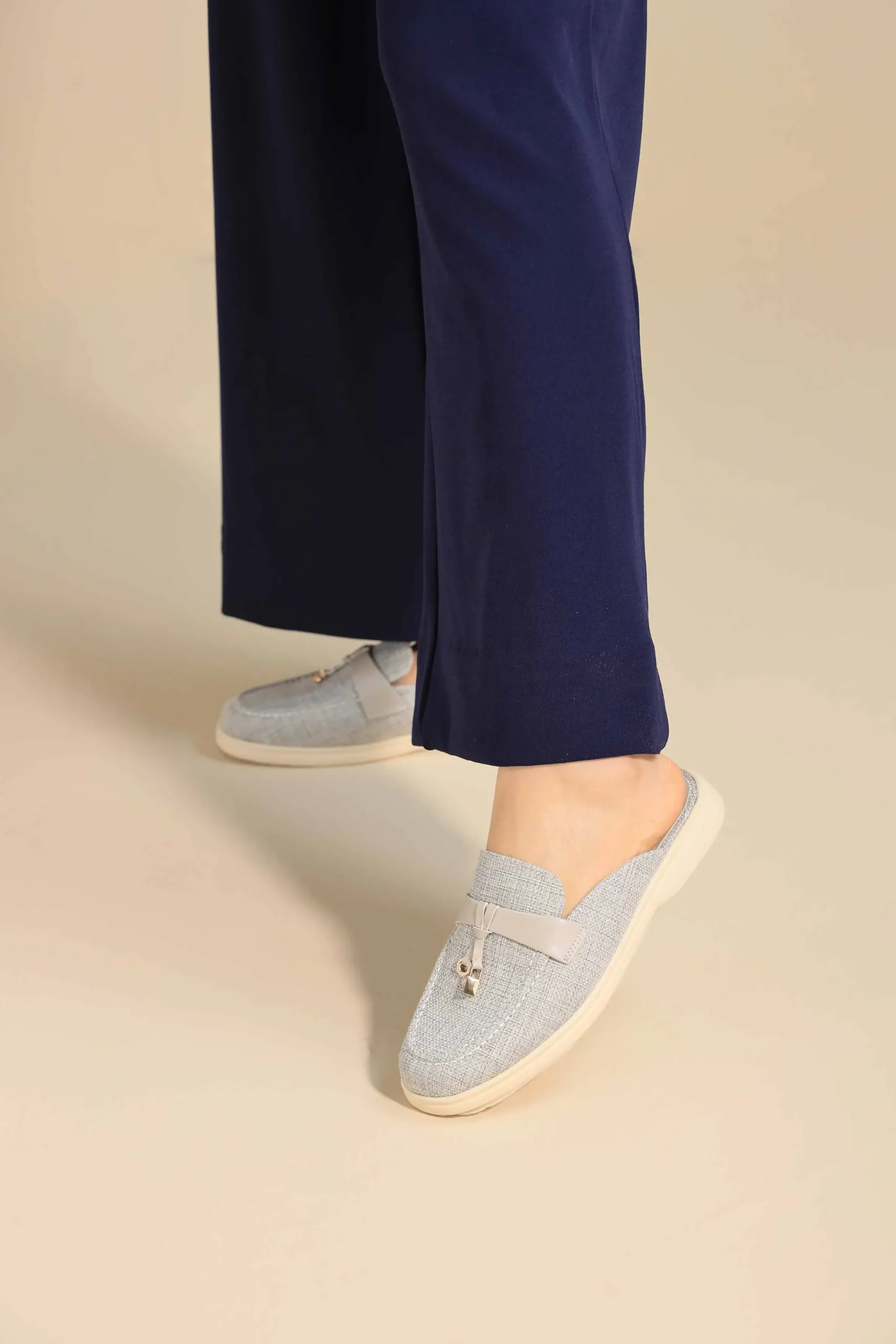 Grey Mules-445392911
