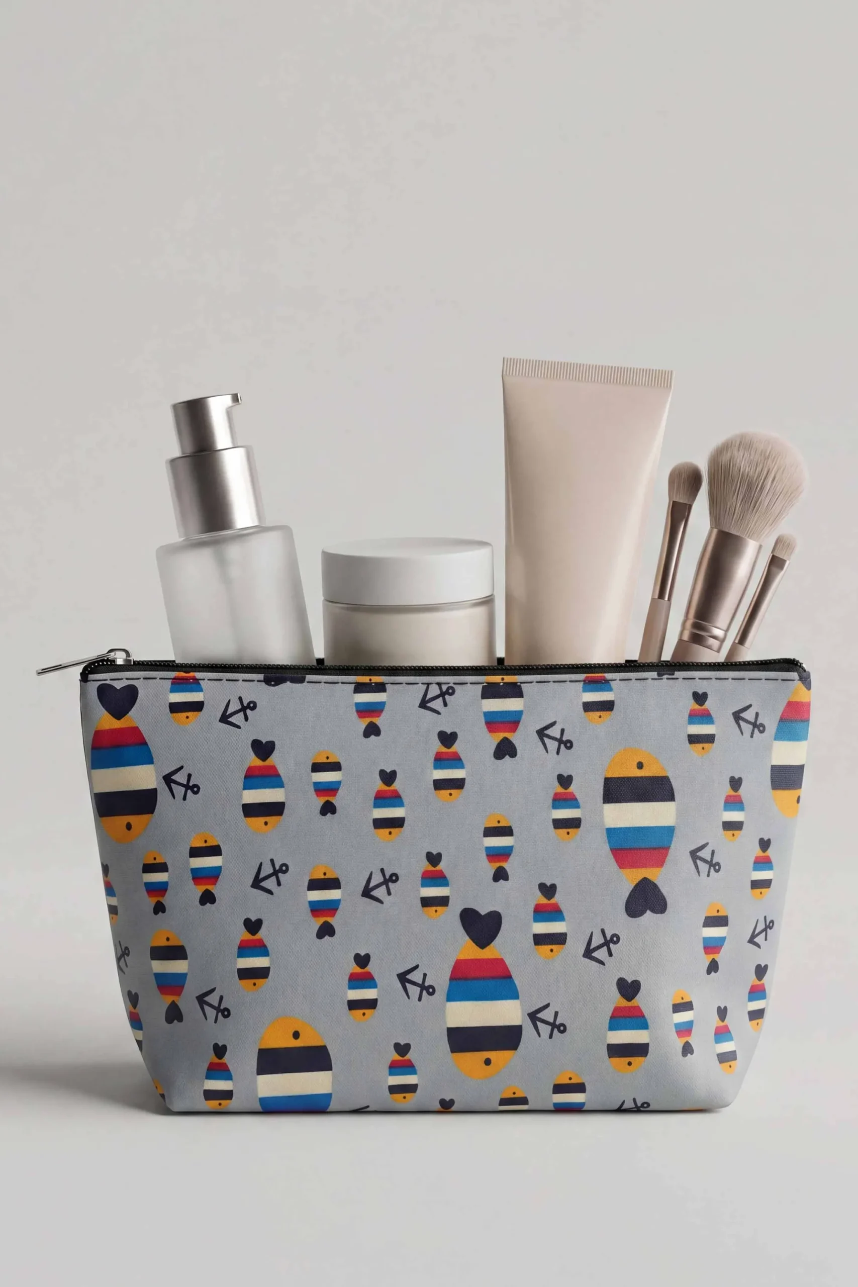 Grey Vanity Bag-448372111