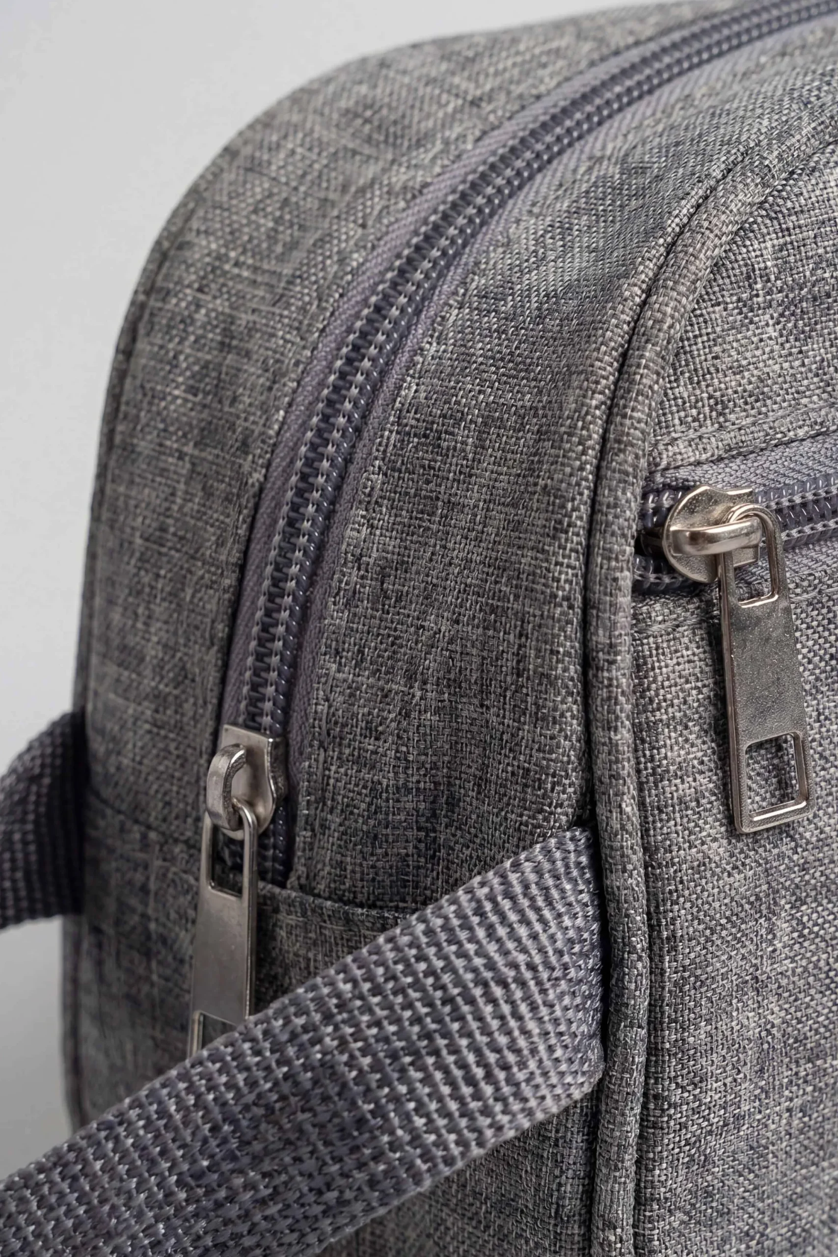 Grey Vanity Bag-448402111