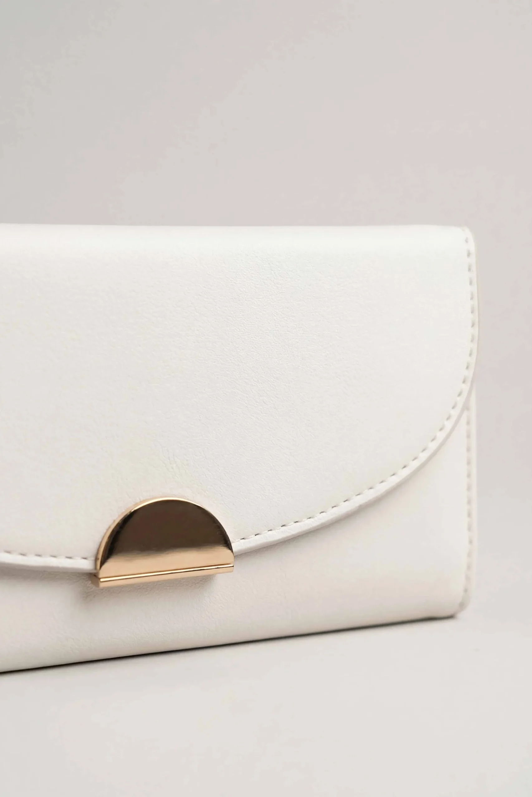 Light Beige Wallet-446622118