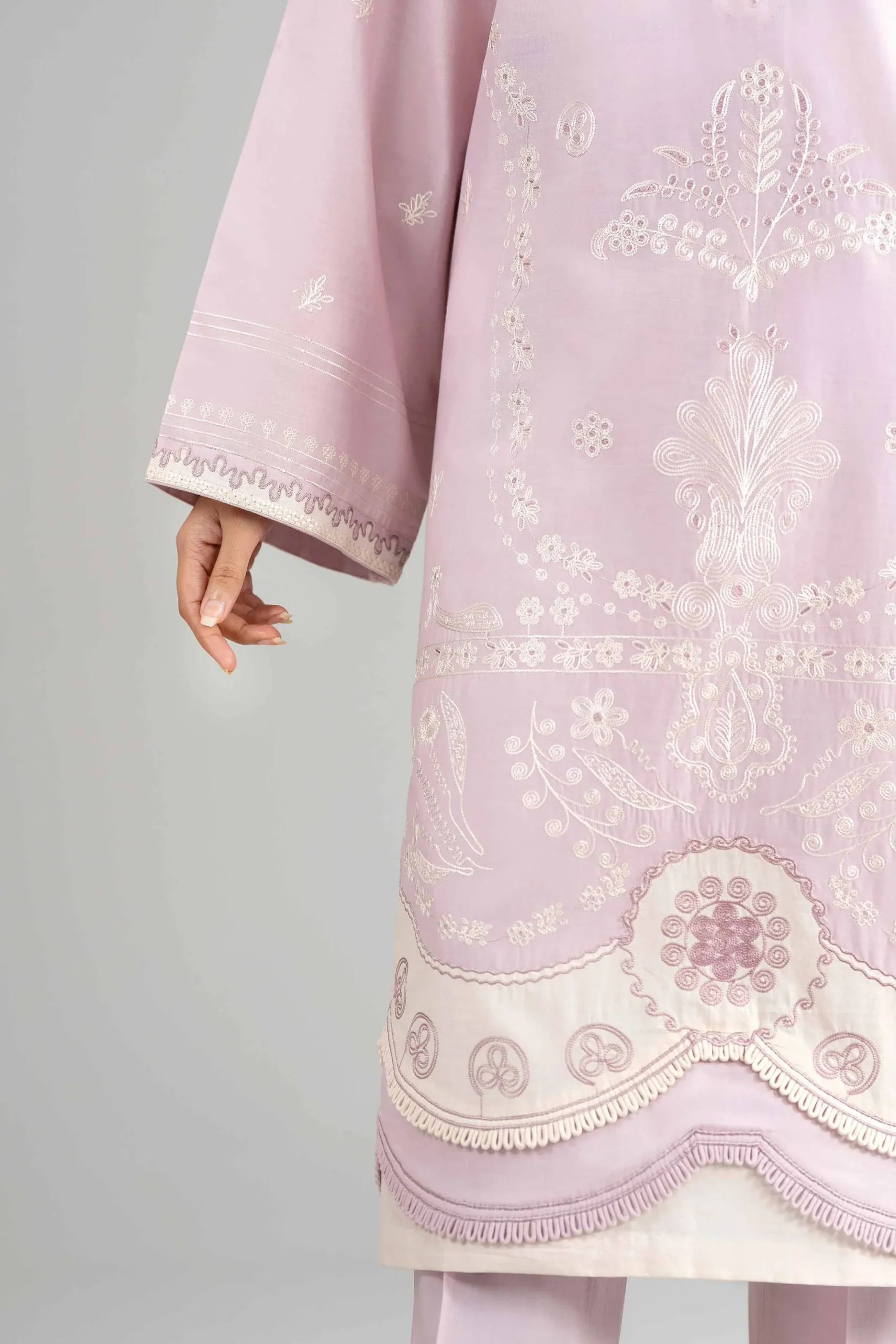 2 Piece - Embroidered Suit - 42601429