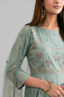 2 Piece - Embroidered Suit - 42619954