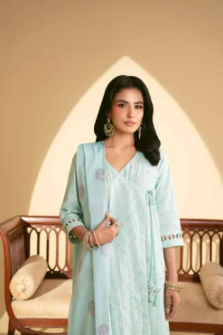 3 Piece - Embroidered Suit - 42519187