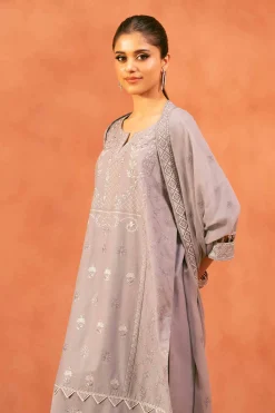 3 Piece - Embroidered Suit - 42519200