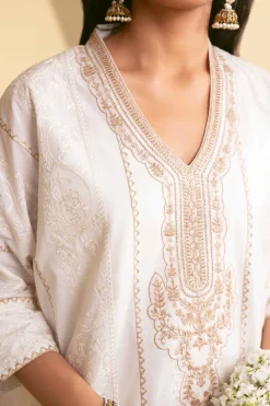 3 Piece - Embroidered Suit - 42519373