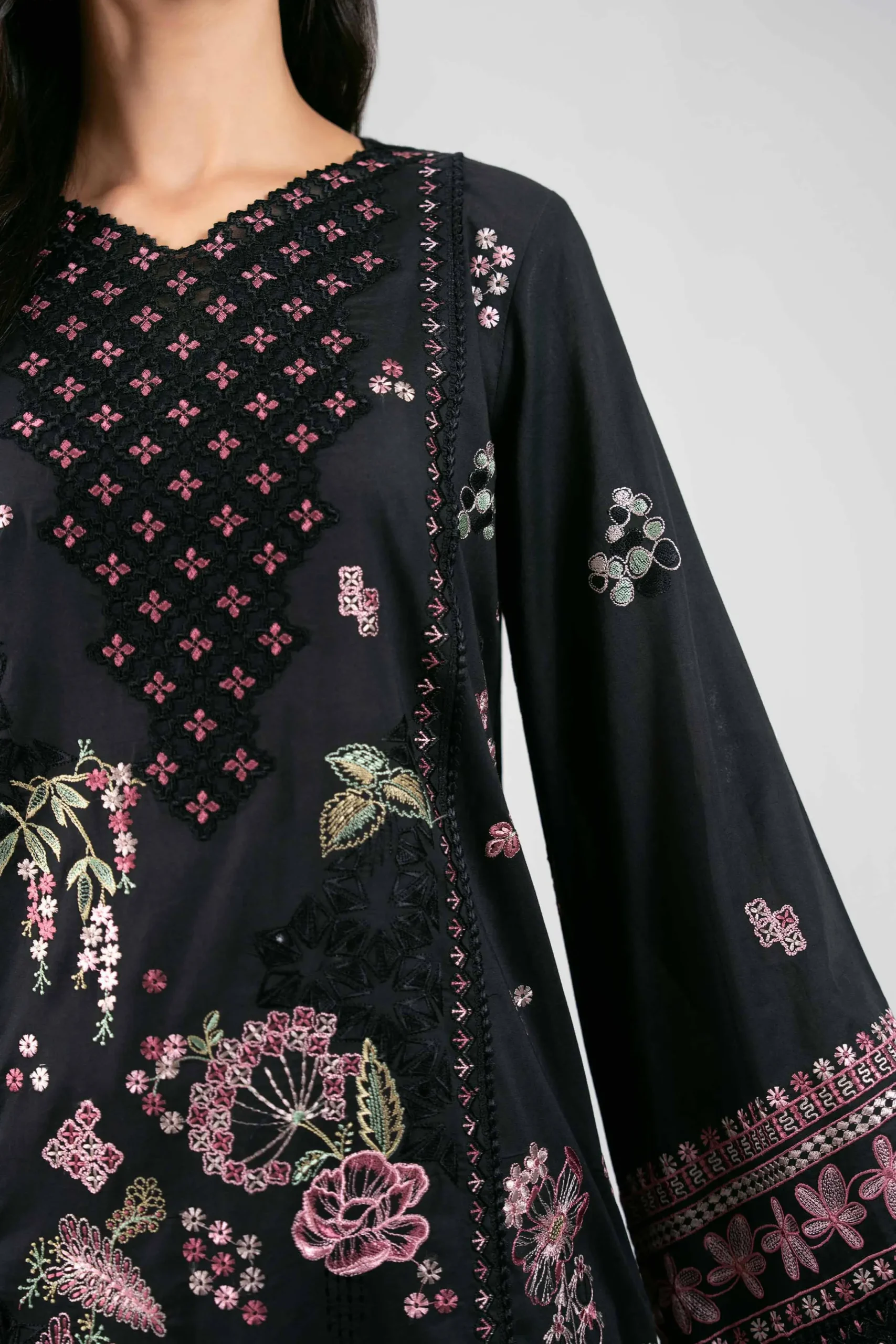 3 Piece - Embroidered Suit - 42601299