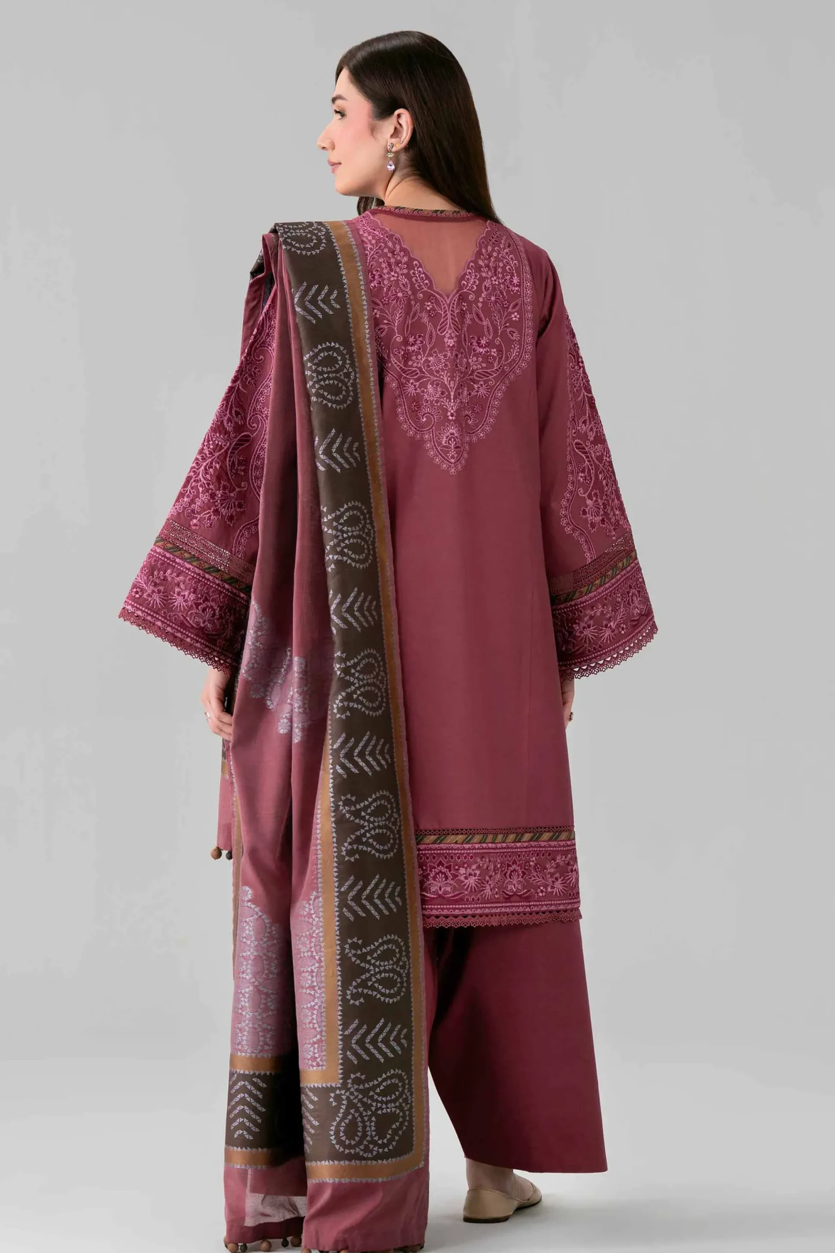 3 Piece - Embroidered Suit - 42601686