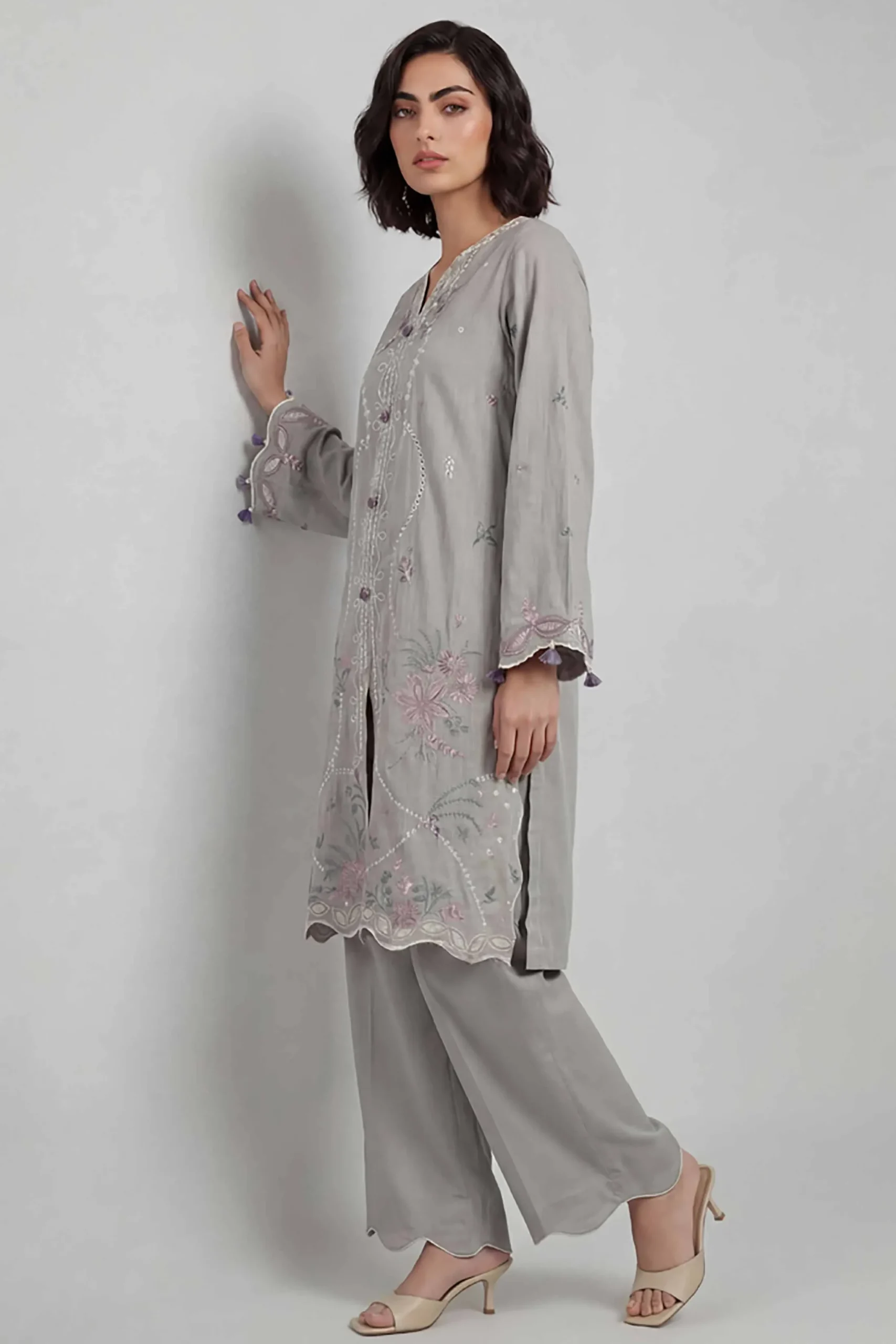 2 Piece - Embroidered Suit - 42601641