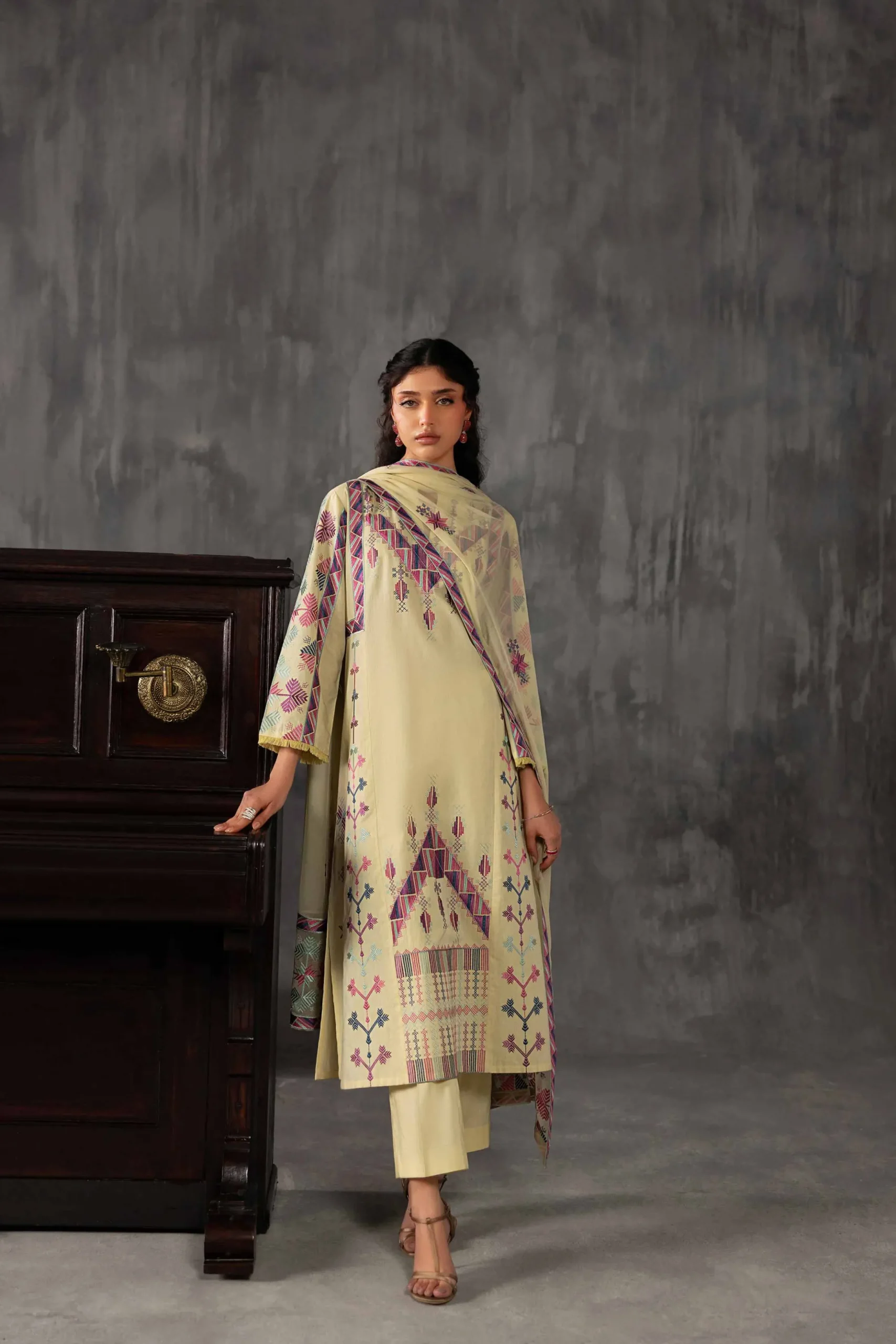 3 Piece - Embroidered Suit - KFE26-94