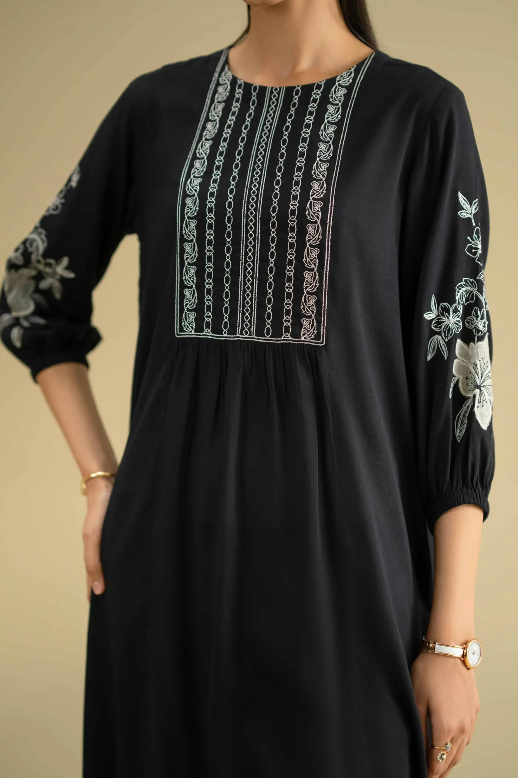 2 Piece - Embroidered Suit - KFE26-41