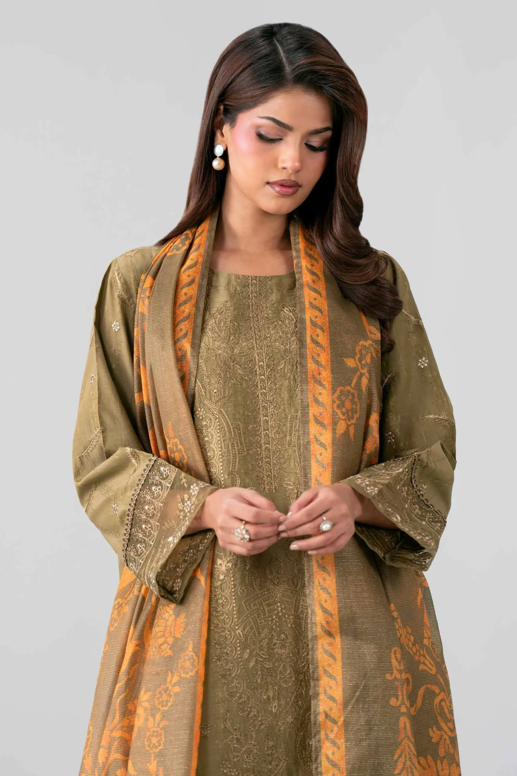 3 Piece - Embroidered Suit - PE26-120