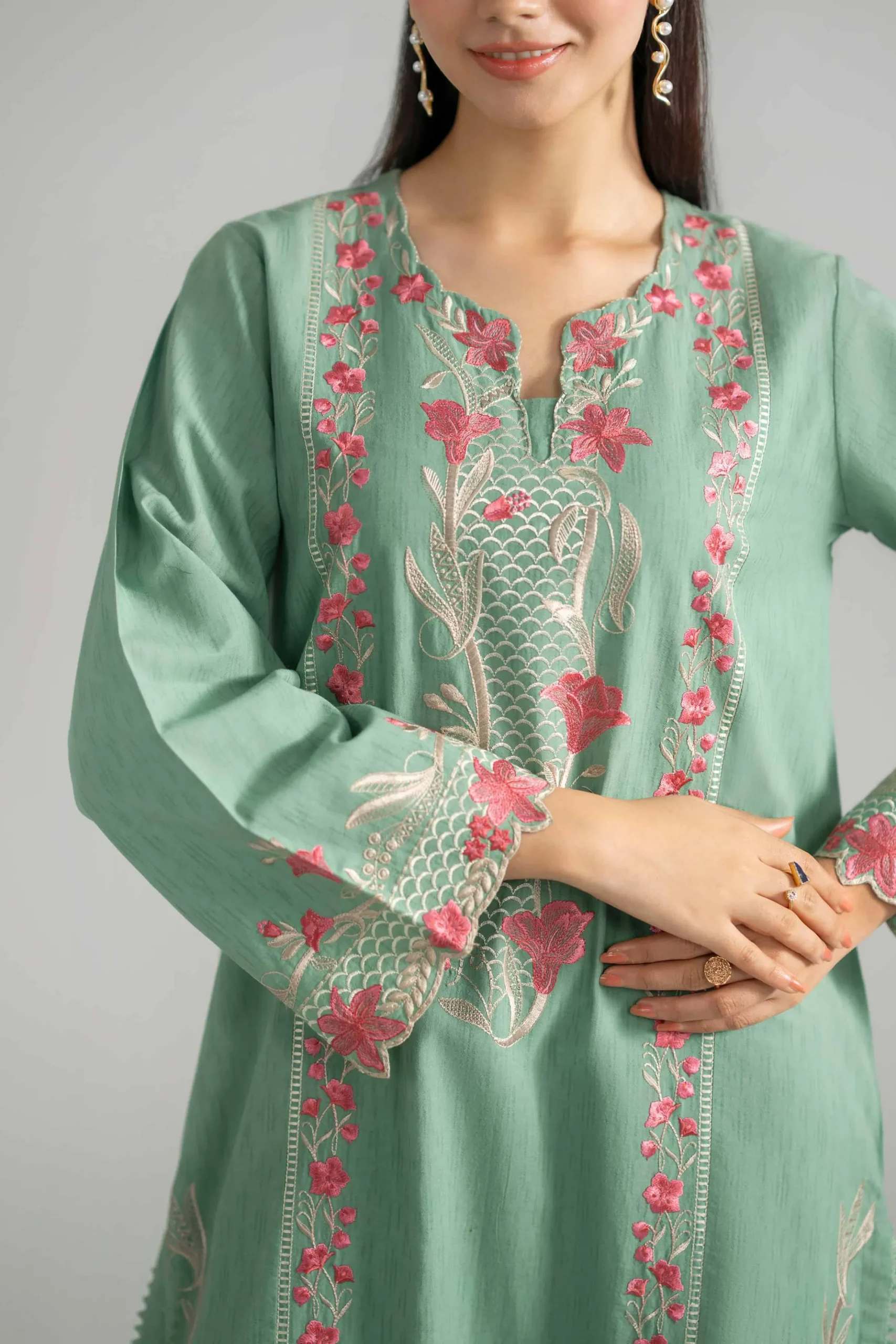 2 Piece - Embroidered Suit - PE26-234