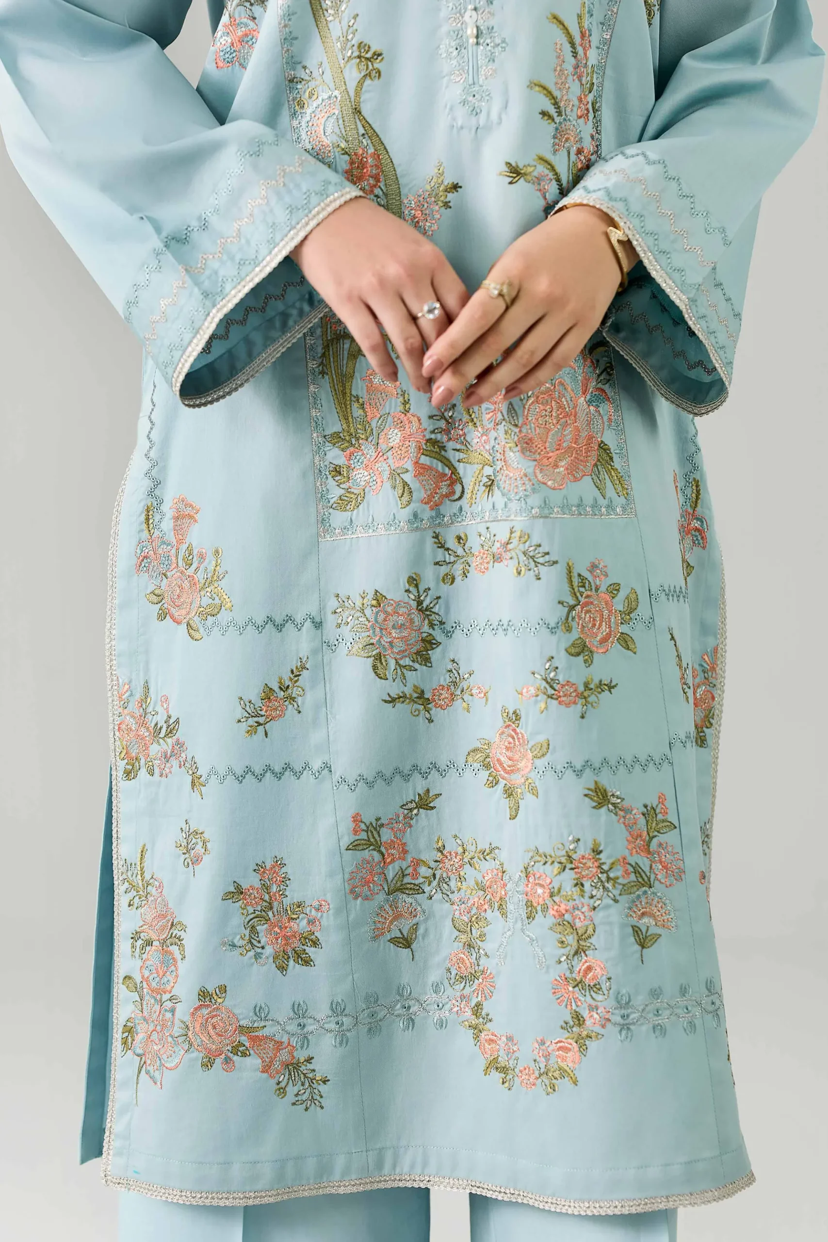 3 Piece - Embroidered Suit - PE26-320
