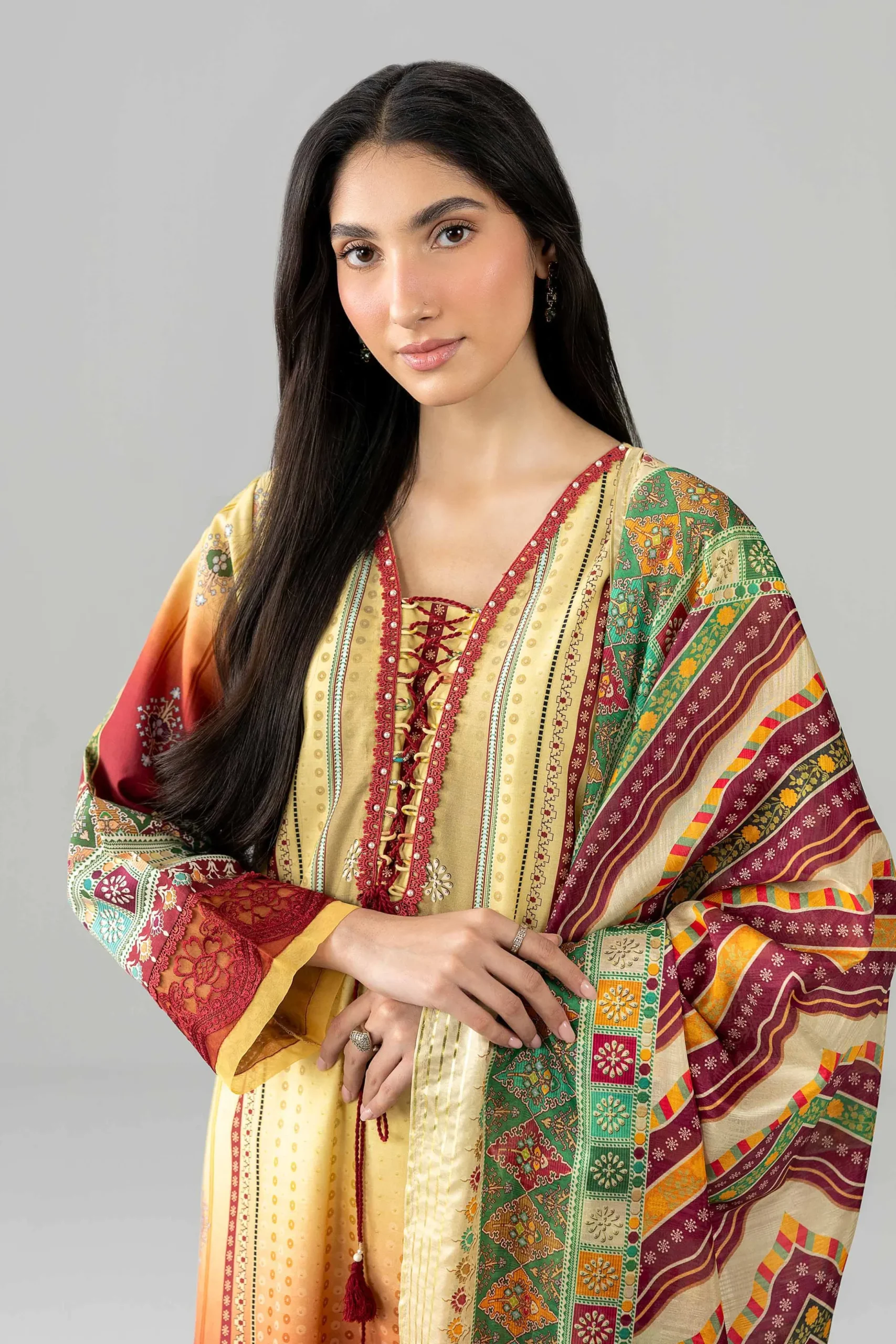 2 Piece - Embroidered Suit - PE26-134