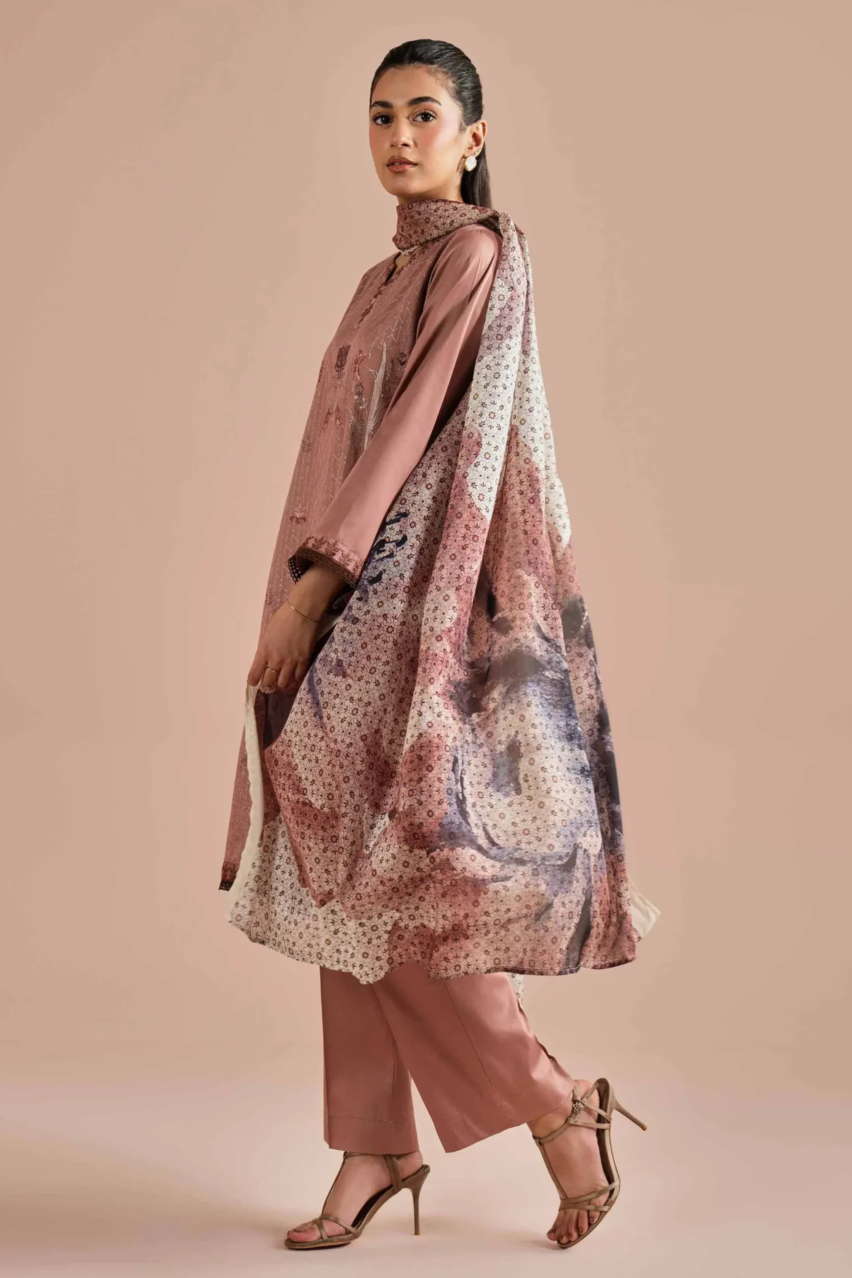 3 Piece - Embroidered Suit - PE26-61