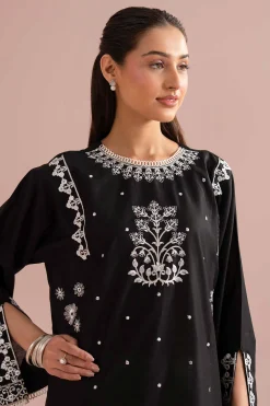 2 Piece - Embroidered Suit - PE26-238