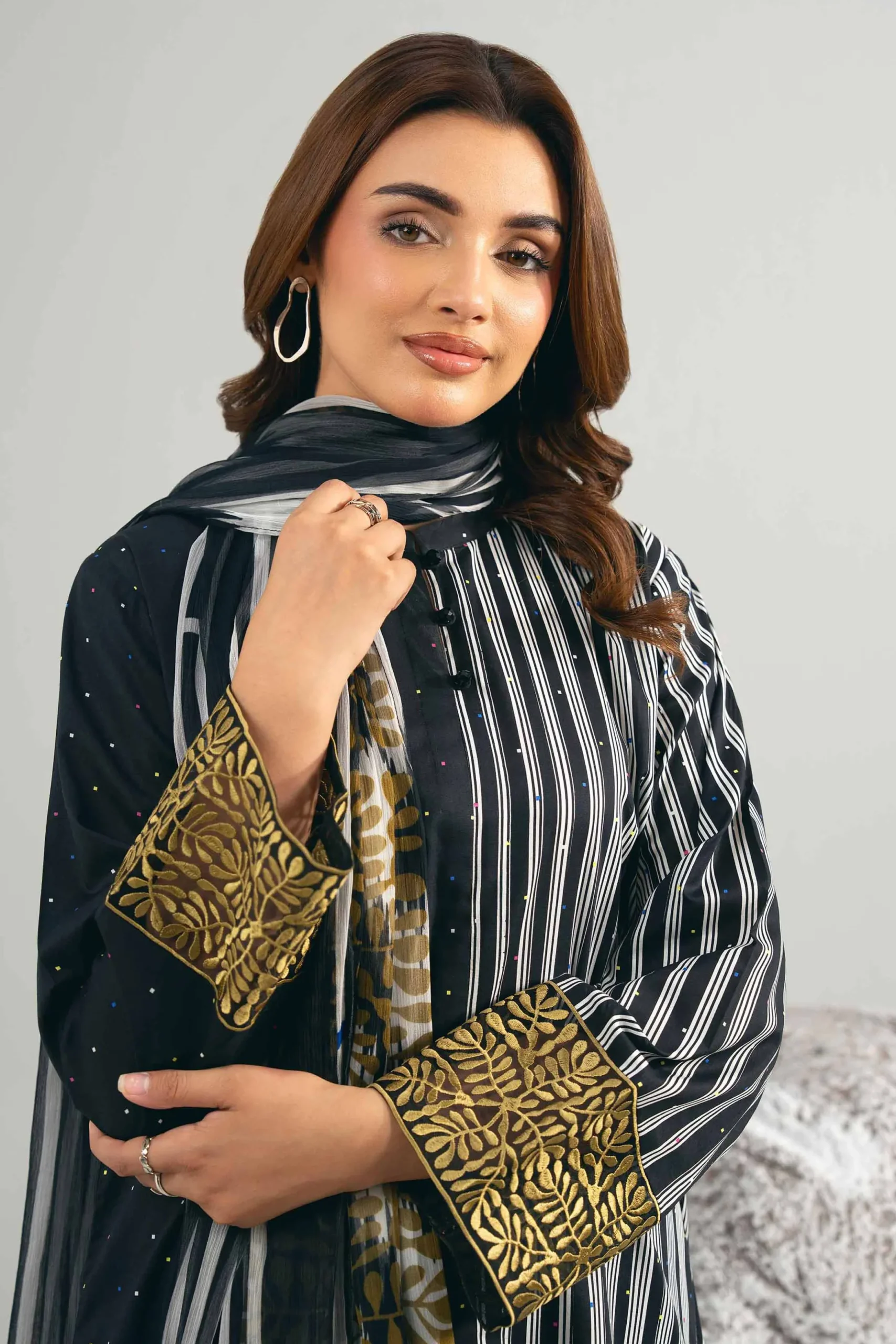 3 Piece - Printed Embroidered Suit - 42502030