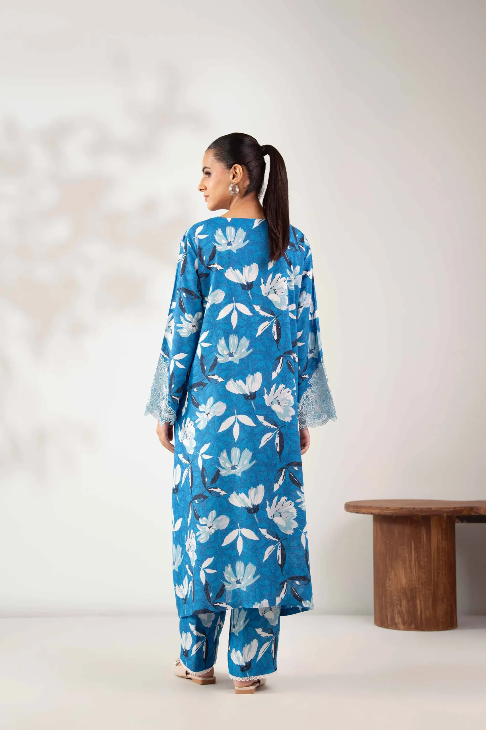2 Piece - Printed Embroidered Suit - 42502816