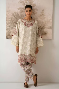 2 Piece - Printed Embroidered Suit - 42502810