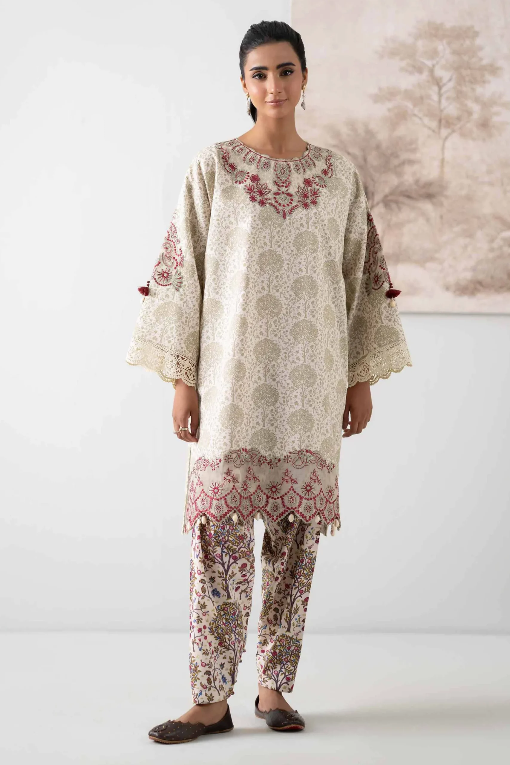 2 Piece - Printed Embroidered Suit - 42502810